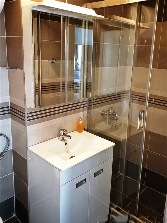 Slika 7 - Jednoiposoban, 39m2, Bulevar Nemanjića Niš, sa terasom, ima lift